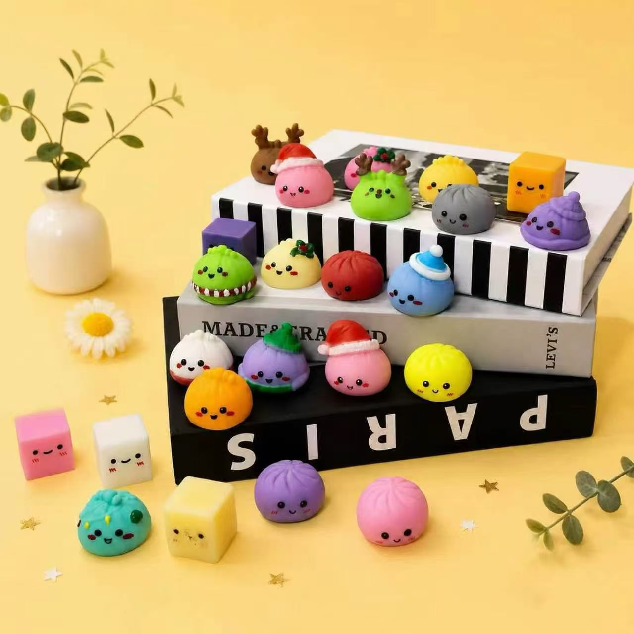 【在庫あり】クリスマス・スクイーズ・お団子おもちゃ 24個入 - Kids Toys Xmas のレビューと価格